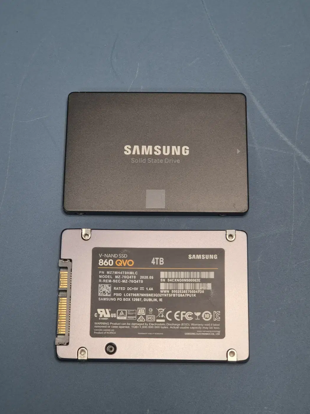 삼성 860 QVO 4TB SSD 판매합니다.